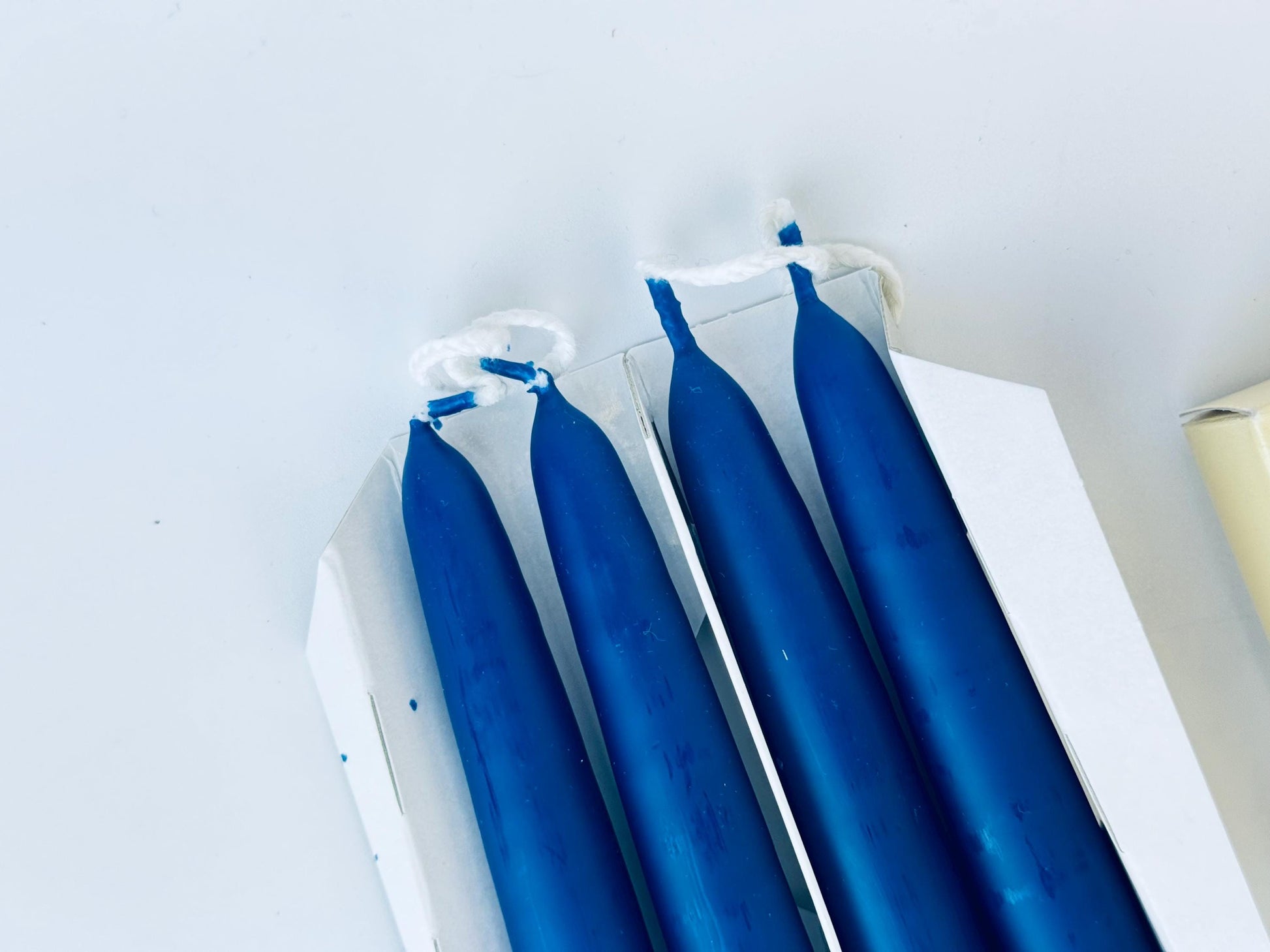 Product image for 'vintage molca design 12 hand dipped tapered blue candles set of four 4 made in the netherlands new old stock nos' (view a39655)