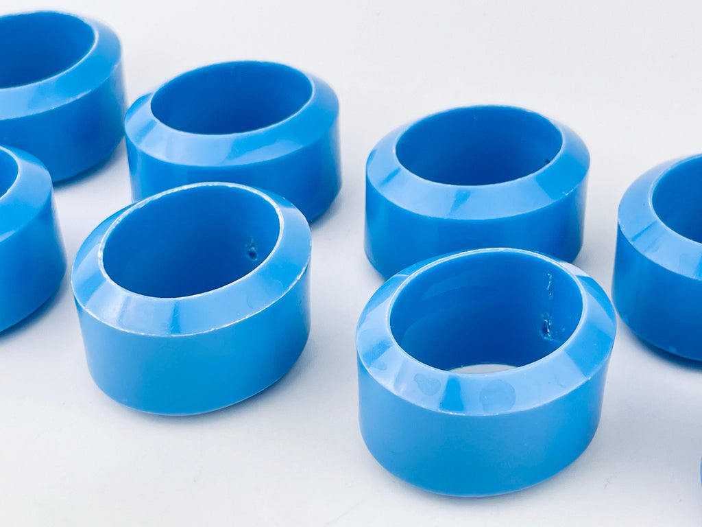 Product image for 'vintage robins egg blue oval plastic napkin rings set of eight 8' (view e97f61)
