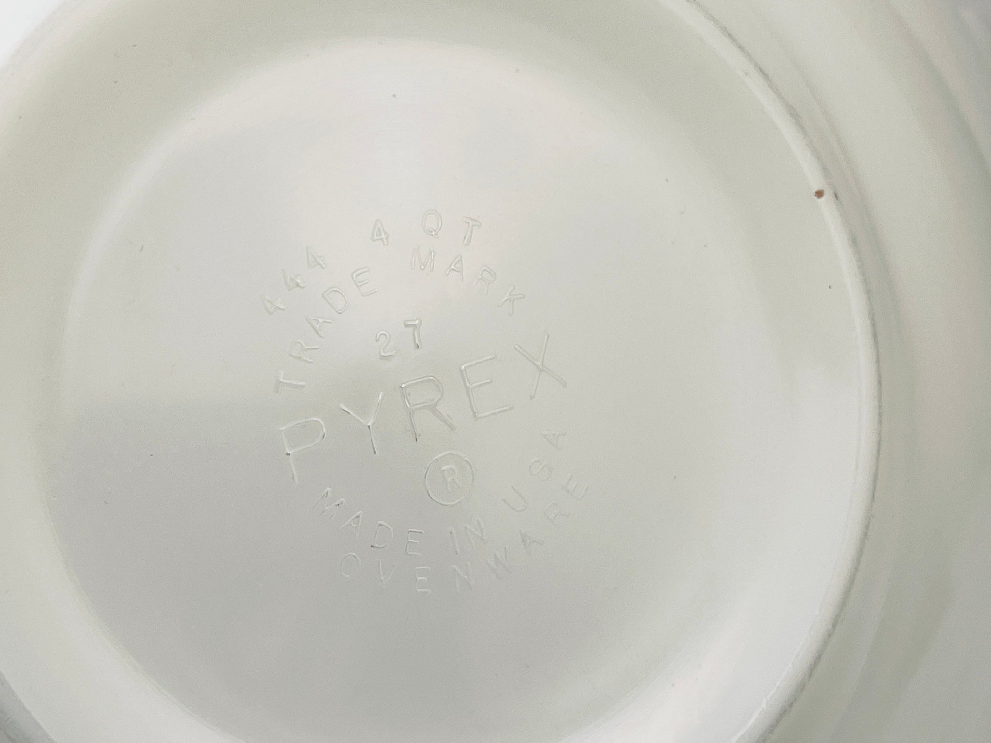 Product image for 'vintage town country pyrex glass cinderella mixing bowl 444 4 qt' (view abe2e1)
