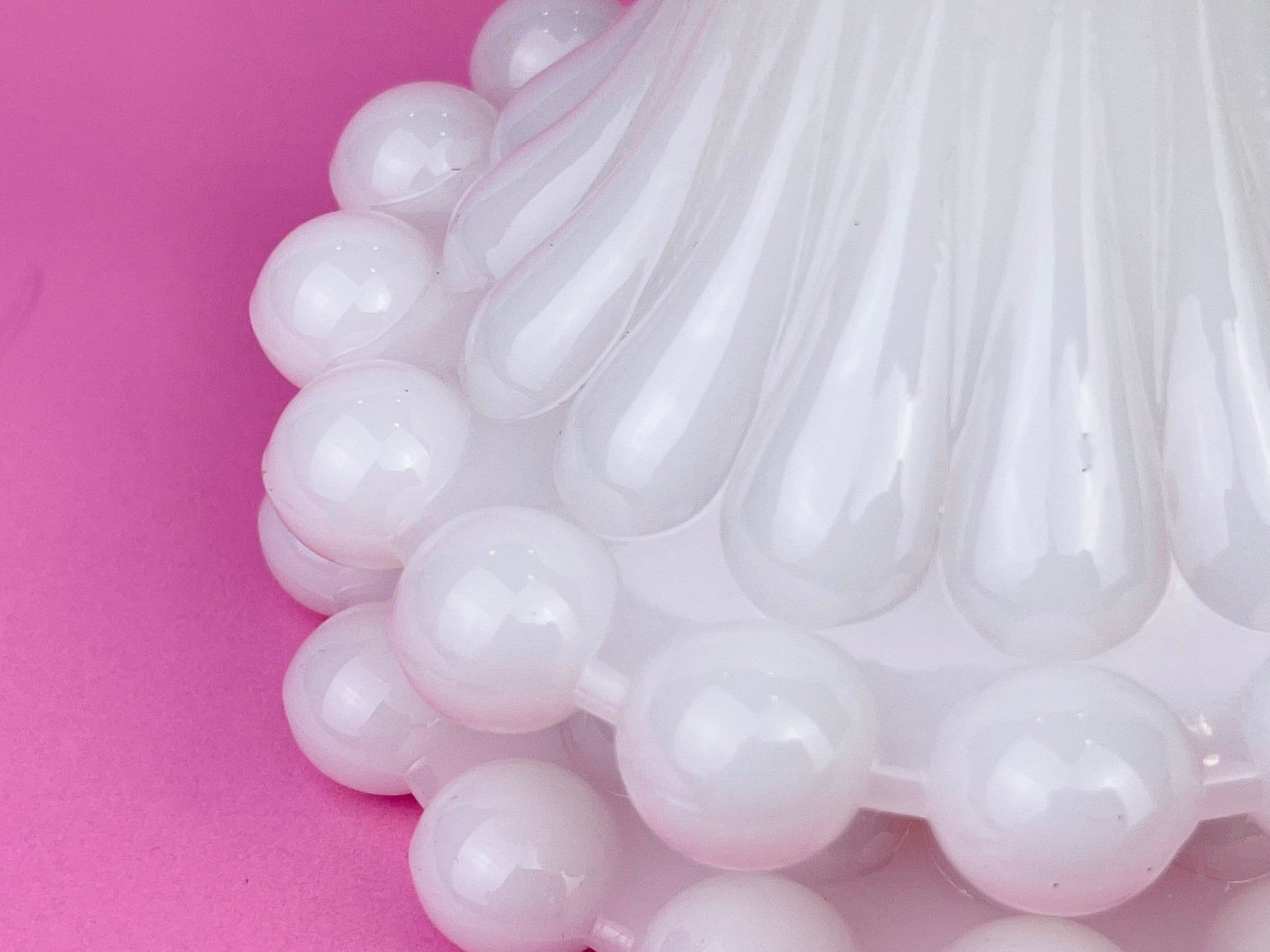 Product image for 'vintage milk glass boopie bubble bottom candleholders set of two 2' (view 73b680)