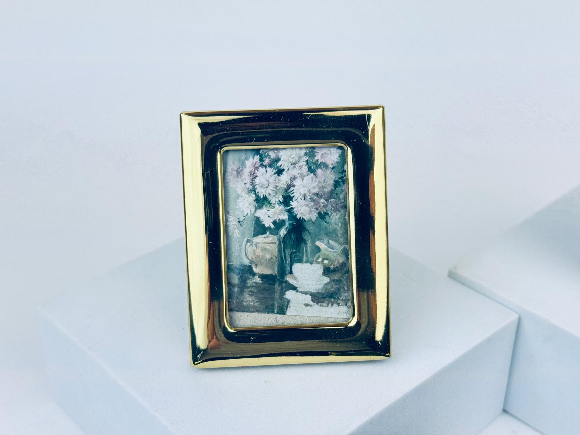 Product image for 'vintage solid brass tabletop picture frames sold separately made in korea' (view bfaf48)