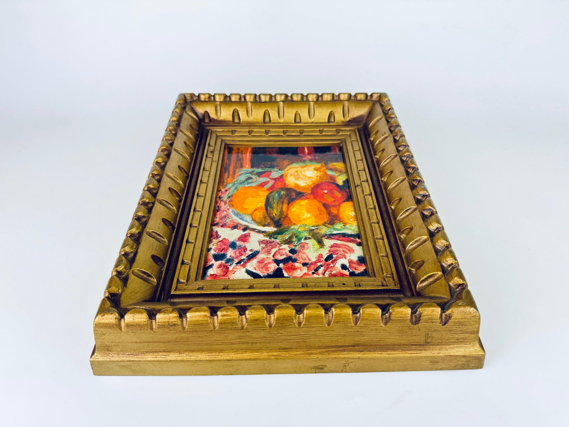 Product image for 'vintage faux wood ornate carved gold gilt picture frame hollywood regency decor' (view d4e5da)
