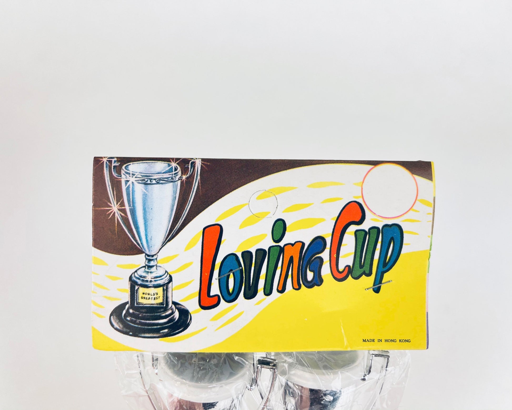 Product image for 'vintage world s greatest trophy salt pepper shakers nos hong kong dime store charm' (view 555212)