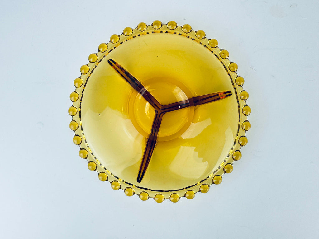 Product image for 'vintage amber candlewick boopie rimmbed glass divided nut dish plate 6' (view ca6153)