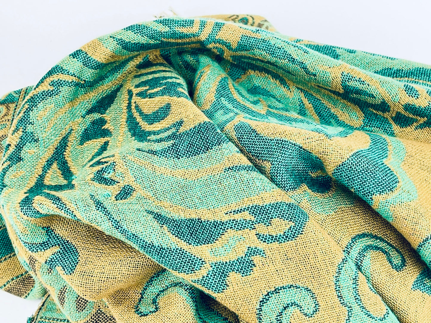 Product image for 'vintage green brown floral scroll fringe table cloth' (view b2b2db)