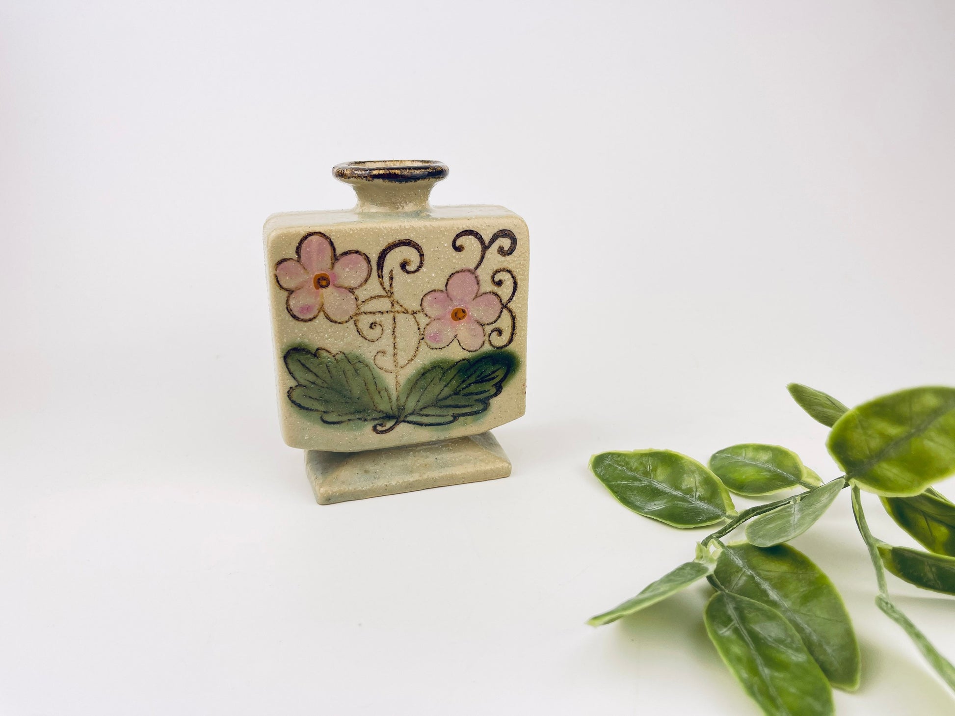 Product image for 'vintage salt glazed stoneware square vase hand painted floral' (view d7ffbd)