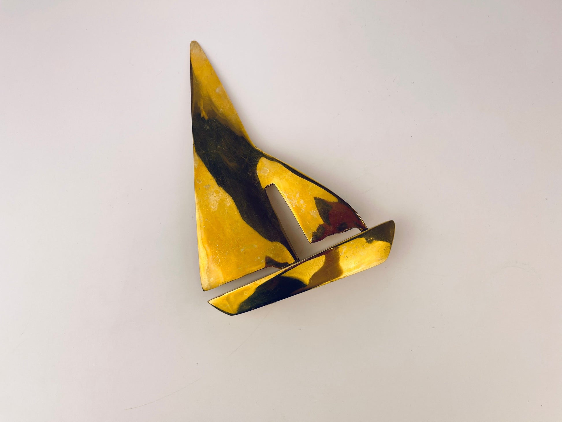Product image for 'vintage brass sailboat sculptures mid century nautical elegance sold separately' (view 91f62e)