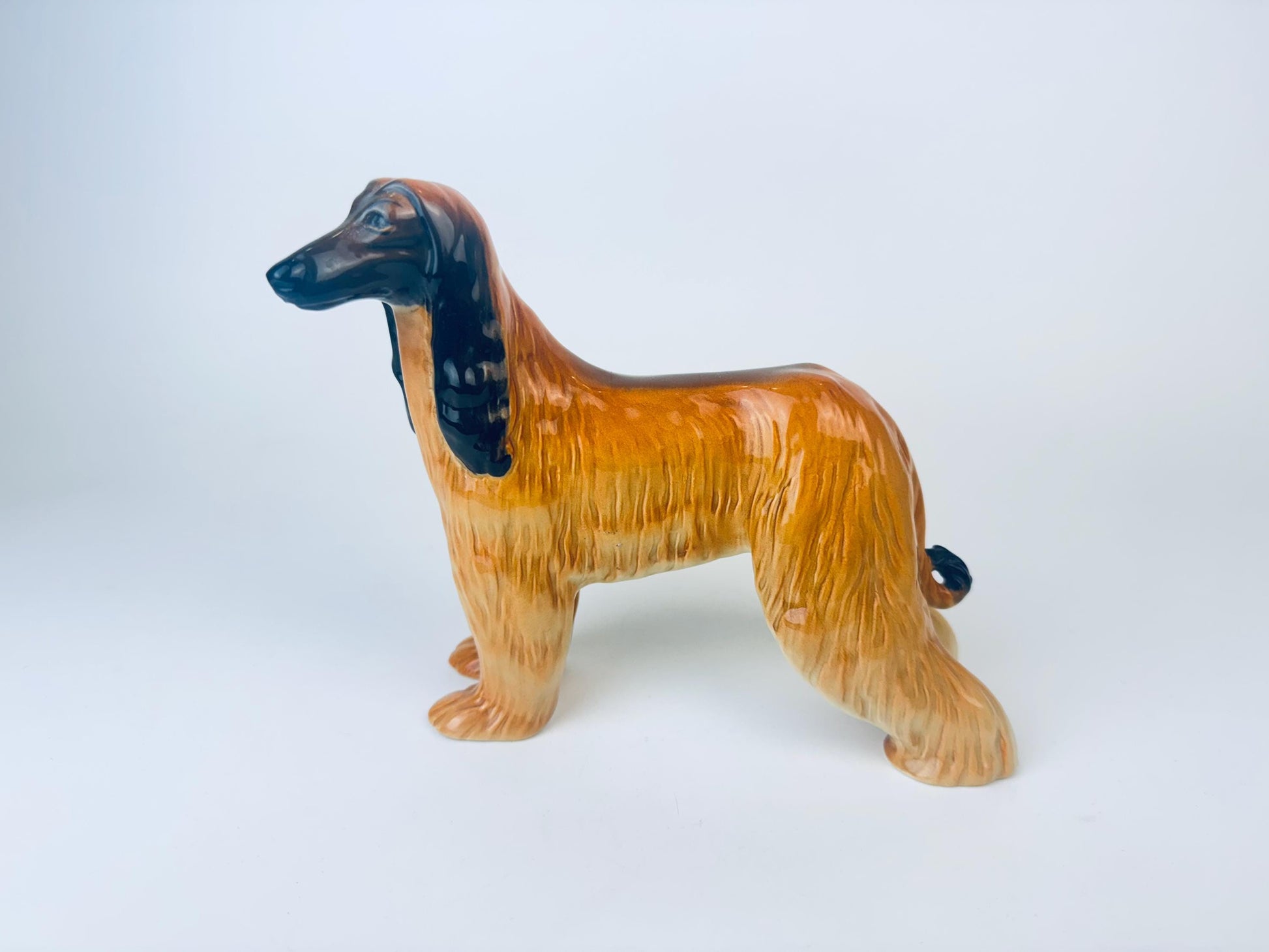 Product image for 'vintage afghan hound porcelain dog figurine beswick england hajubah of davlen' (view ce2ac7)