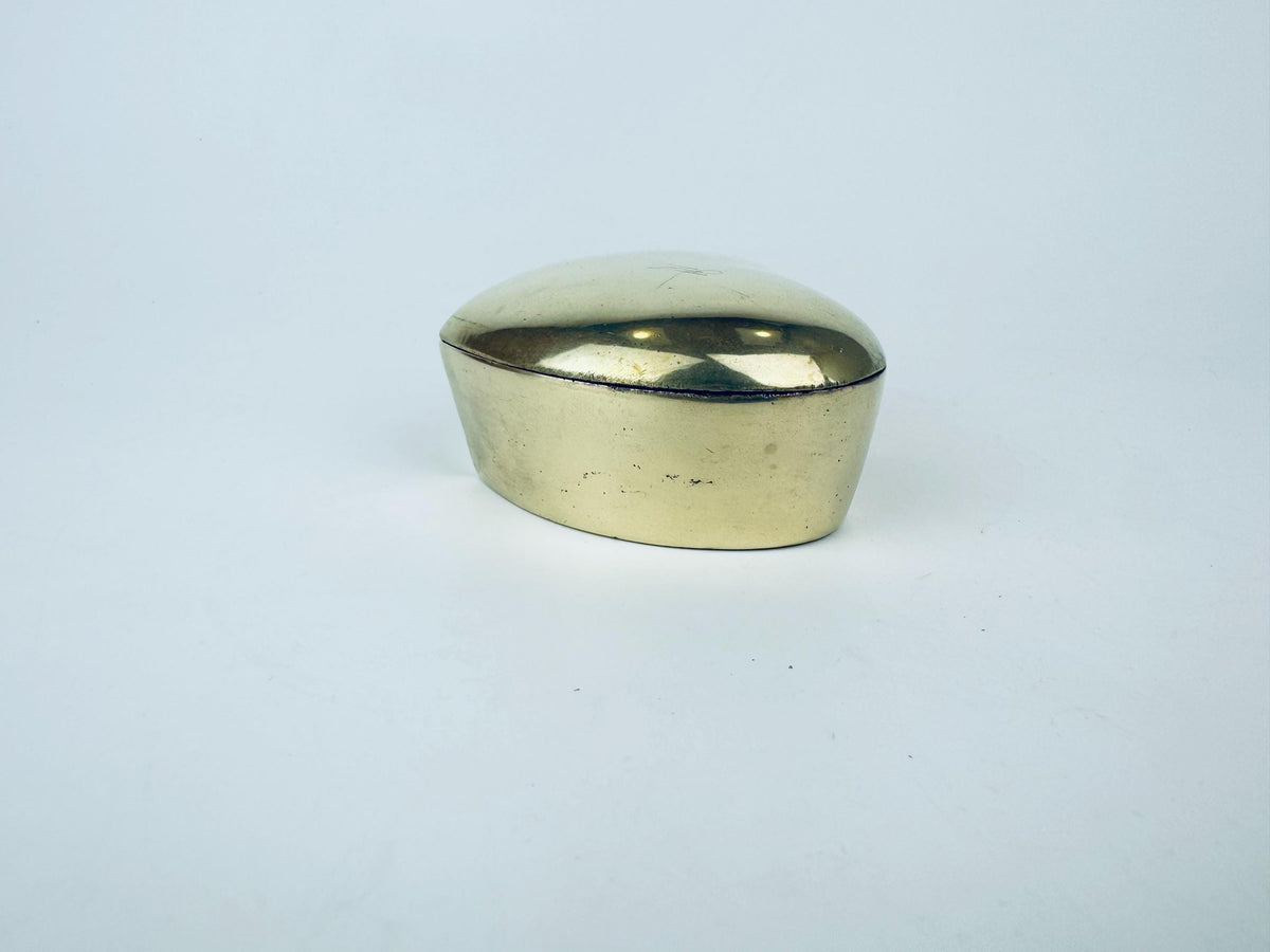 Product image for 'vintage solid brass heart ring trinket dish attractive aged patina valentines day gift' (view 327a8f)