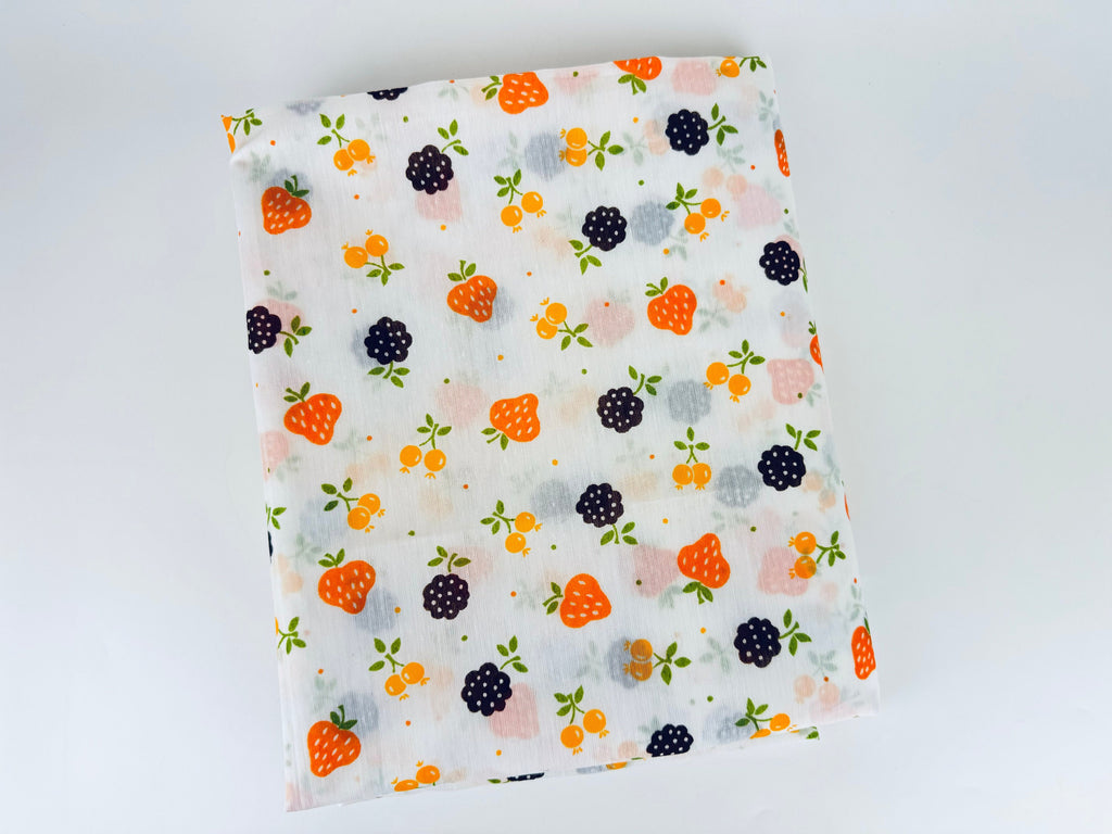 Product image for 'vintage semi sheer summer fruit fabric cheery strawberry design 45 x 116' (view b52f55)