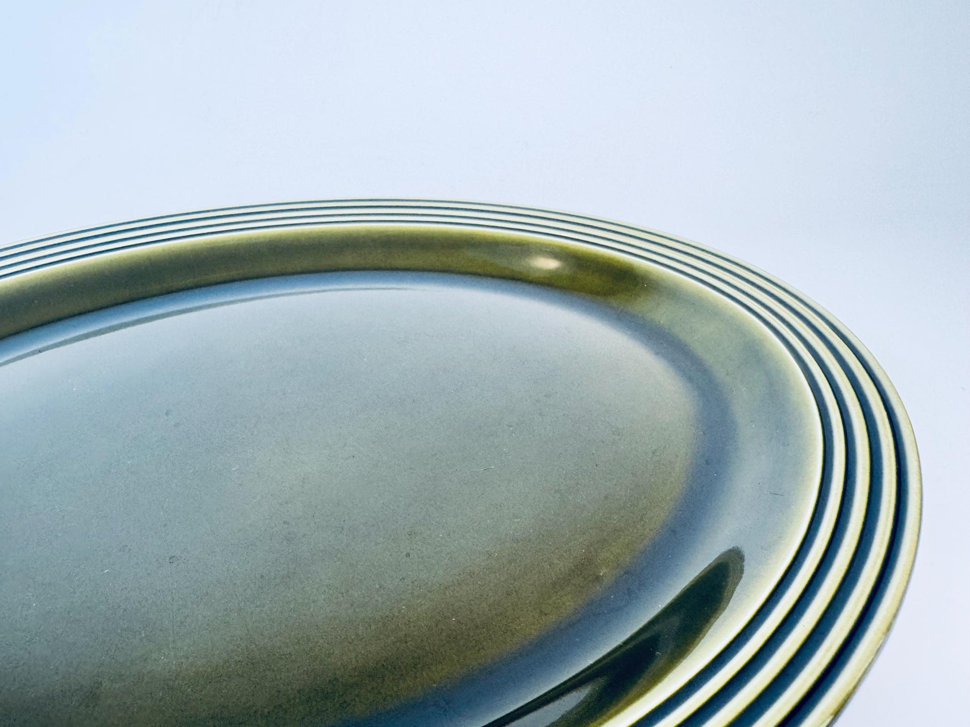 Product image for 'vintage hornsea england olive green oval platter plate heirloom pattern' (view 4812c9)
