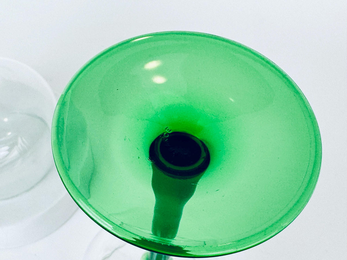 Product image for 'vintage luminarc emerald green stem wine glasses set of 3' (view 54df0c)
