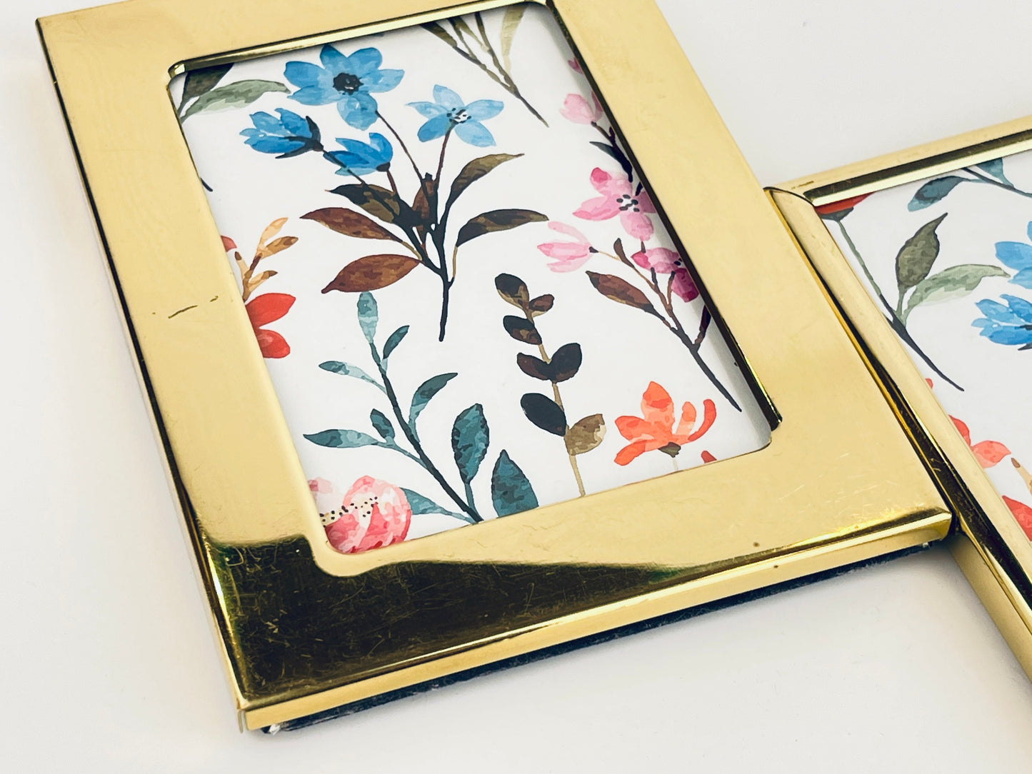 Product image for 'vintage solid brass gold tabletop picture frames 4 x 6 sold separately 1' (view 2e998f)