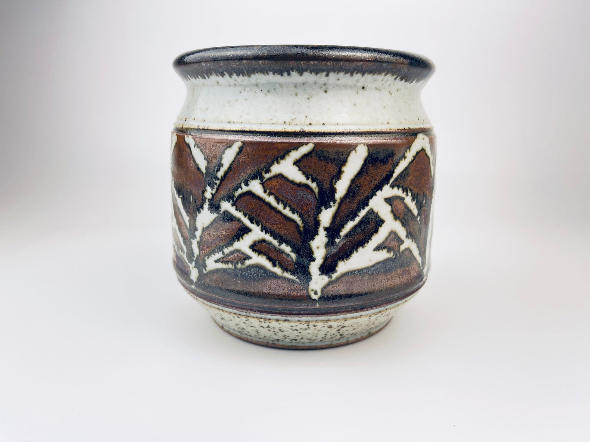 Product image for 'vintage glazed stoneware indoor planter melling pottery north vancouver made in canada' (view 34d21b)
