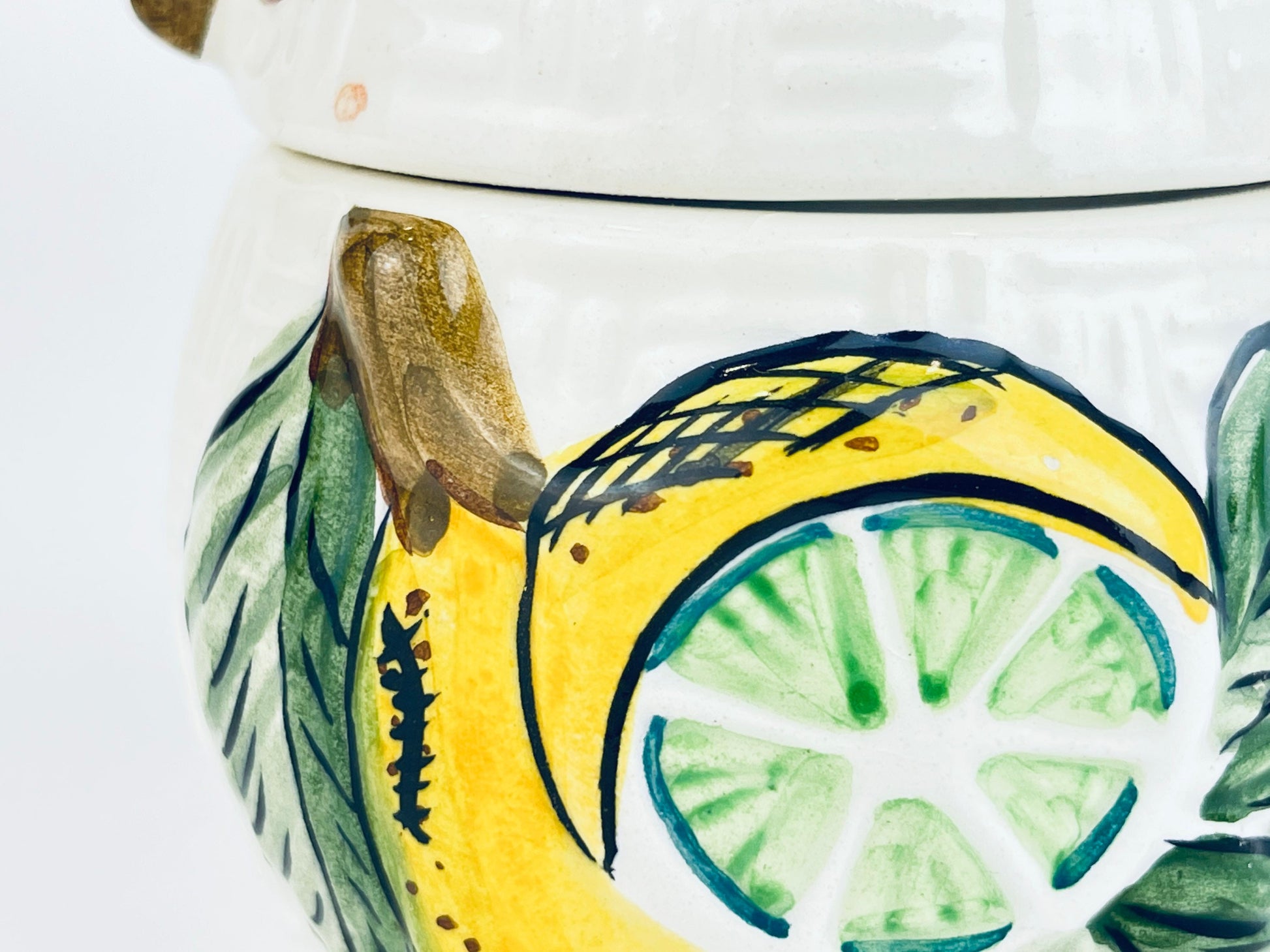 Product image for 'vintage majolica style lemon jar hand painted oal portugal salt sugar or honey pot' (view fe789e)