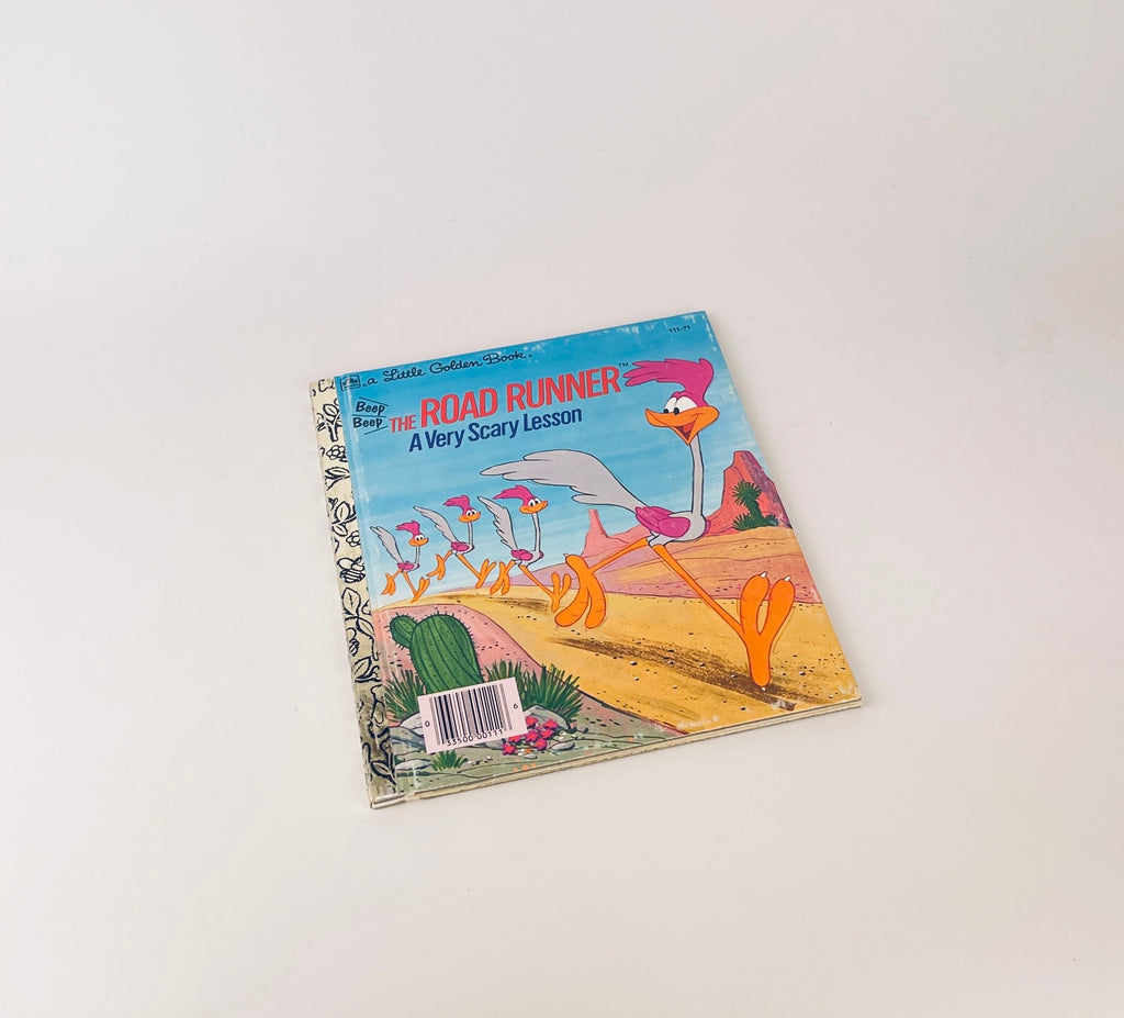 Product image for 'vintage the road runner book a very scary lesson a little golden book' (view 7c71b2)