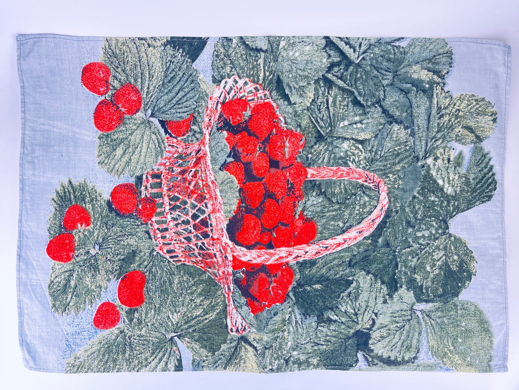Product image for 'vintage strawberry fruit basket linen cotton tea towel kitchen statement towel tapestry made in germany sold separately' (view 0f07cb)