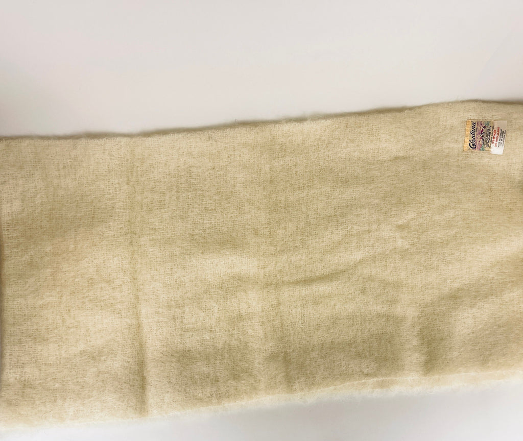 Product image for 'vintage glentana beige mohair wool plaid fringe scarf table runner made in scotland new old stock nos' (view f606e4)