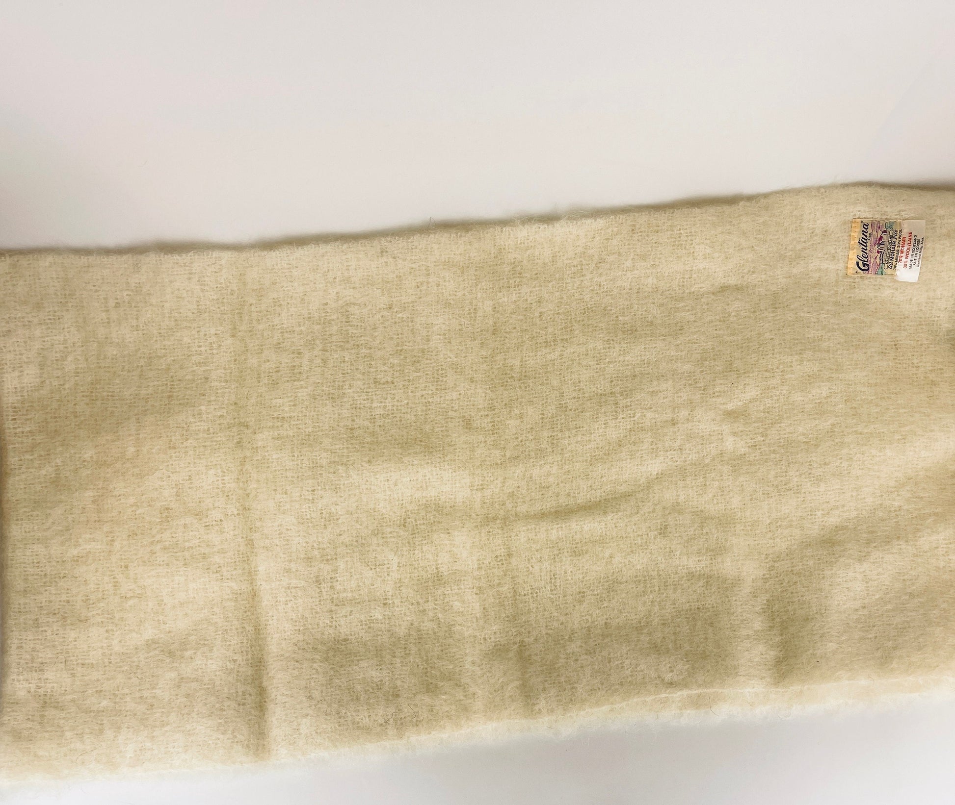 Product image for 'vintage glentana beige mohair wool plaid fringe scarf table runner made in scotland new old stock nos' (view f606e4)