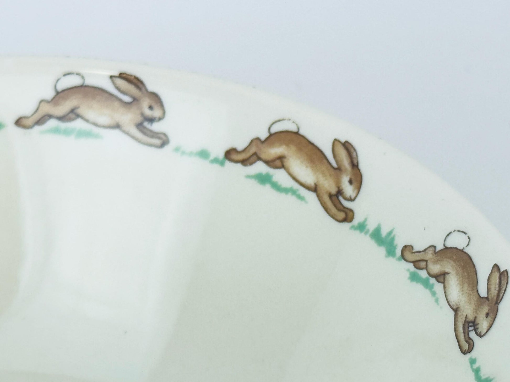 Product image for 'vintage bunnykins royal doulton plate bowl set cream ceramic 1950s english nursery dishware' (view c344be)