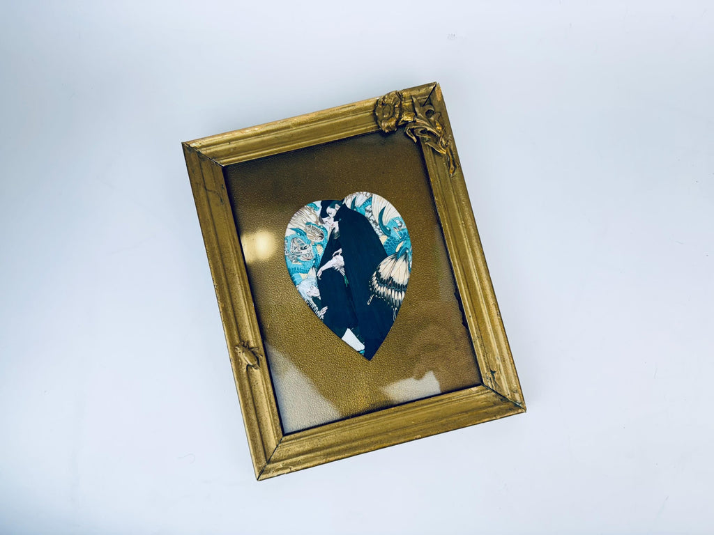 Product image for 'antique gilded picture frame floral embellishments heart cutout' (view 420d39)