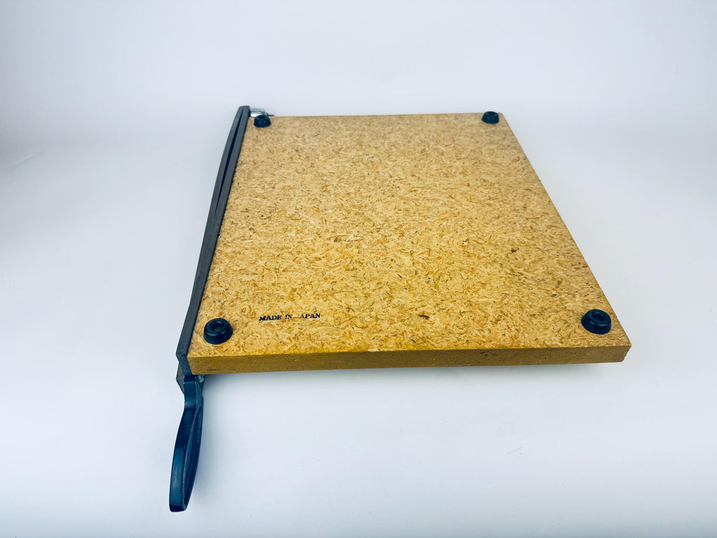 Product image for 'vintage wood metal guillotine photo trimmer made in japan by etsumi' (view ad9e13)