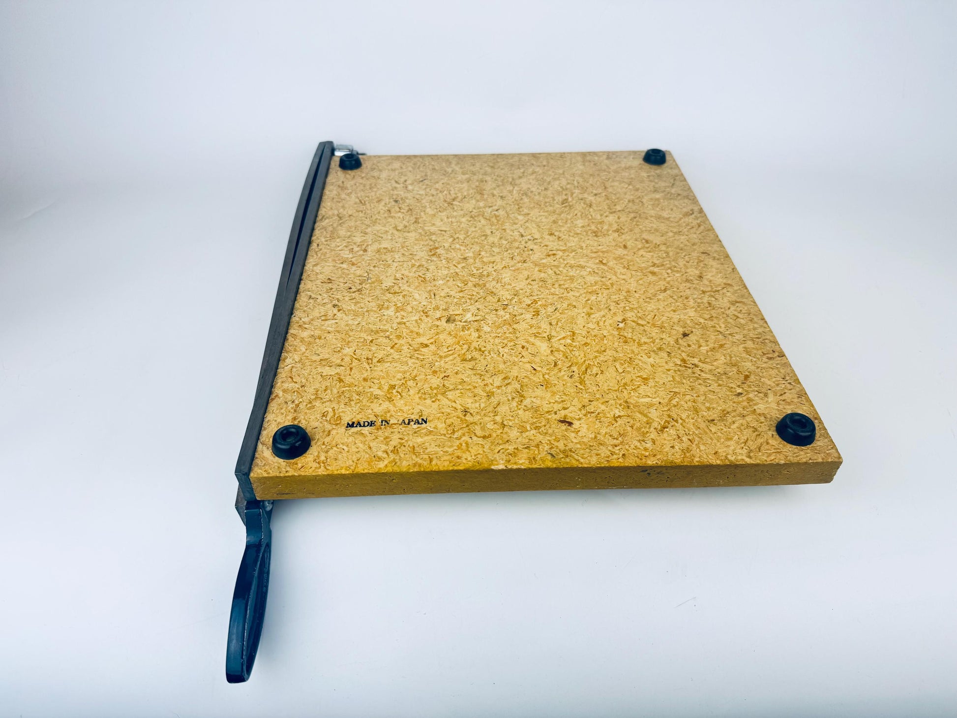 Product image for 'vintage wood metal guillotine photo trimmer made in japan by etsumi' (view ad9e13)