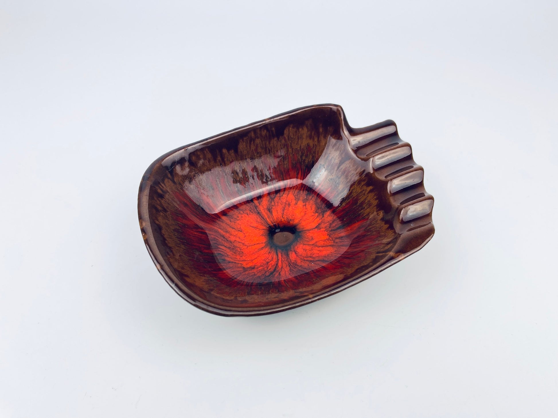 Product image for 'vintage mcmaster canada drip glazed red clay ashtray made in canada' (view 6ceee7)