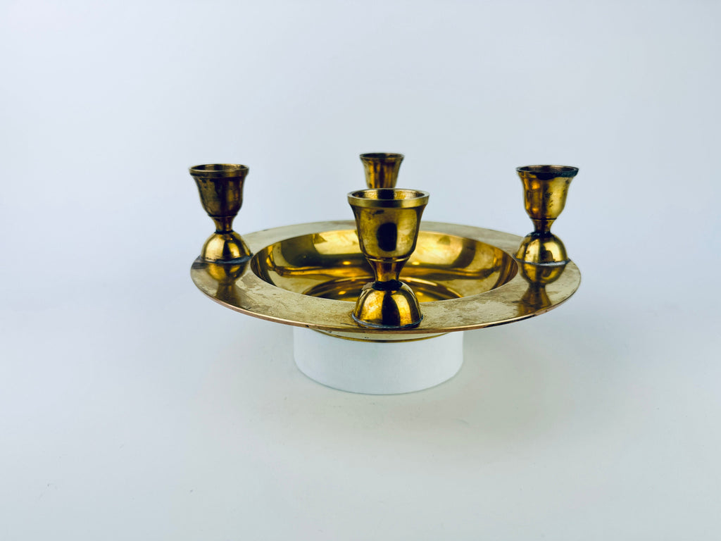 Product image for 'vintage round brass bowl multi candle stick holder centrepiece attractive aged metal patina' (view fba605)