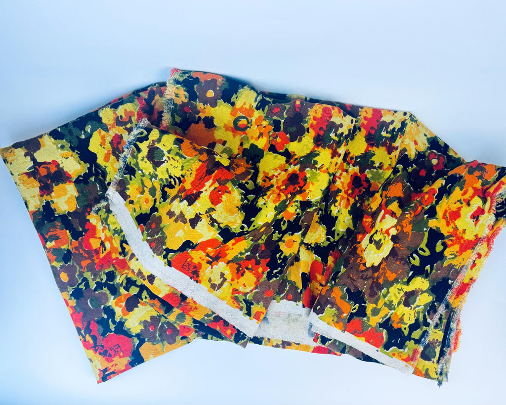 Product image for 'vintage bright abstract flower power print heavy upholstery fabric material cuts sold separately' (view f3775f)