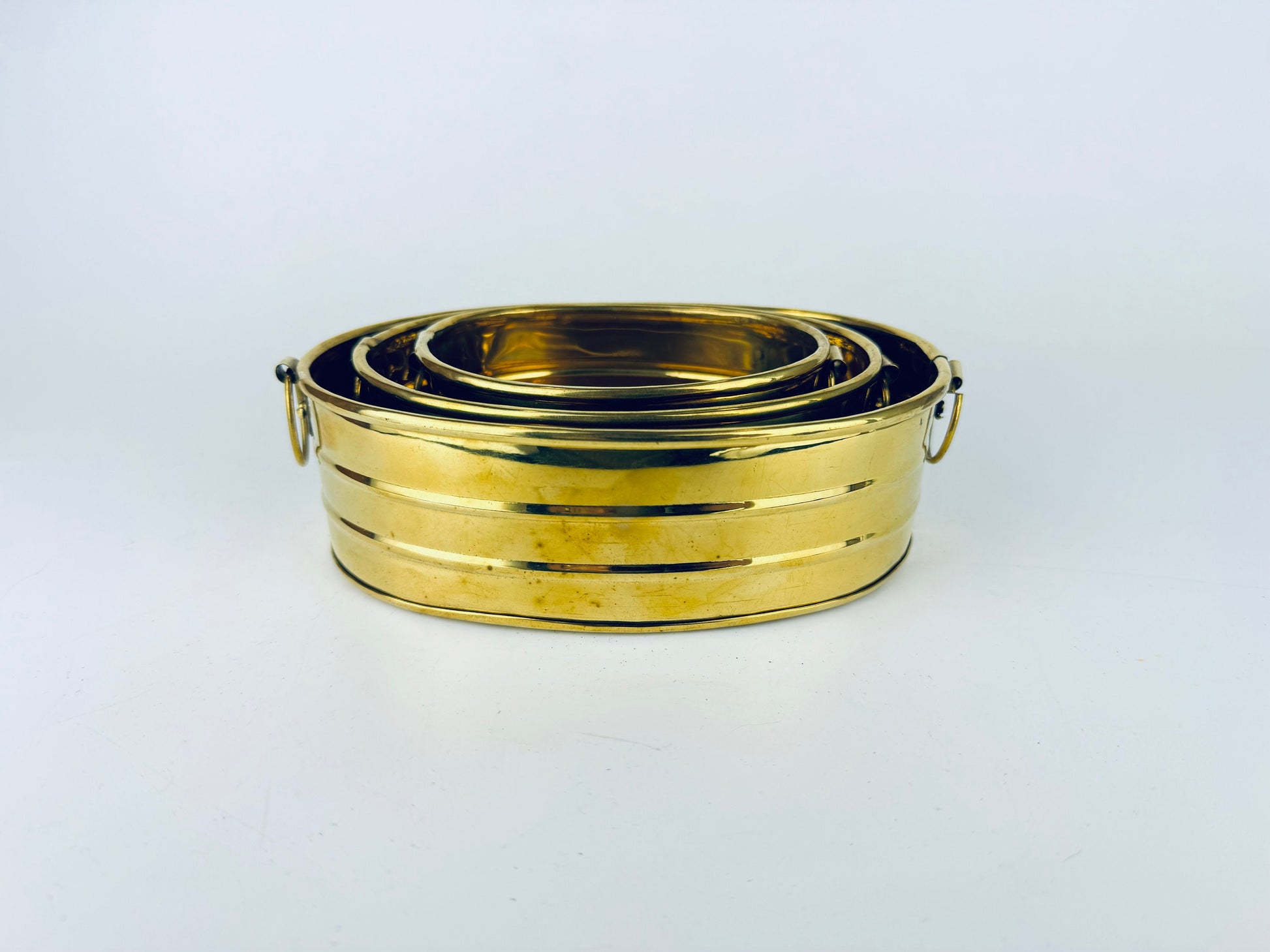 Product image for 'vintage brass oval handled indoor planters set of three 3' (view 25ff61)