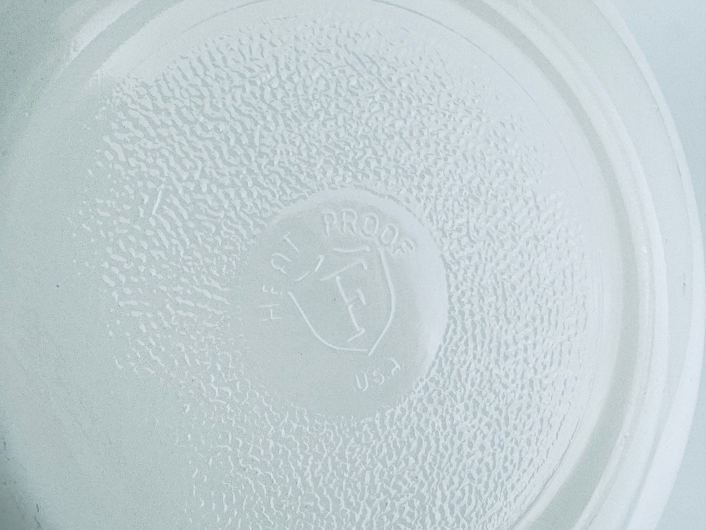 Product image for 'vintage federal glass mixing bowl bucks country blue floral scroll pattern made in usa' (view c1c2a1)