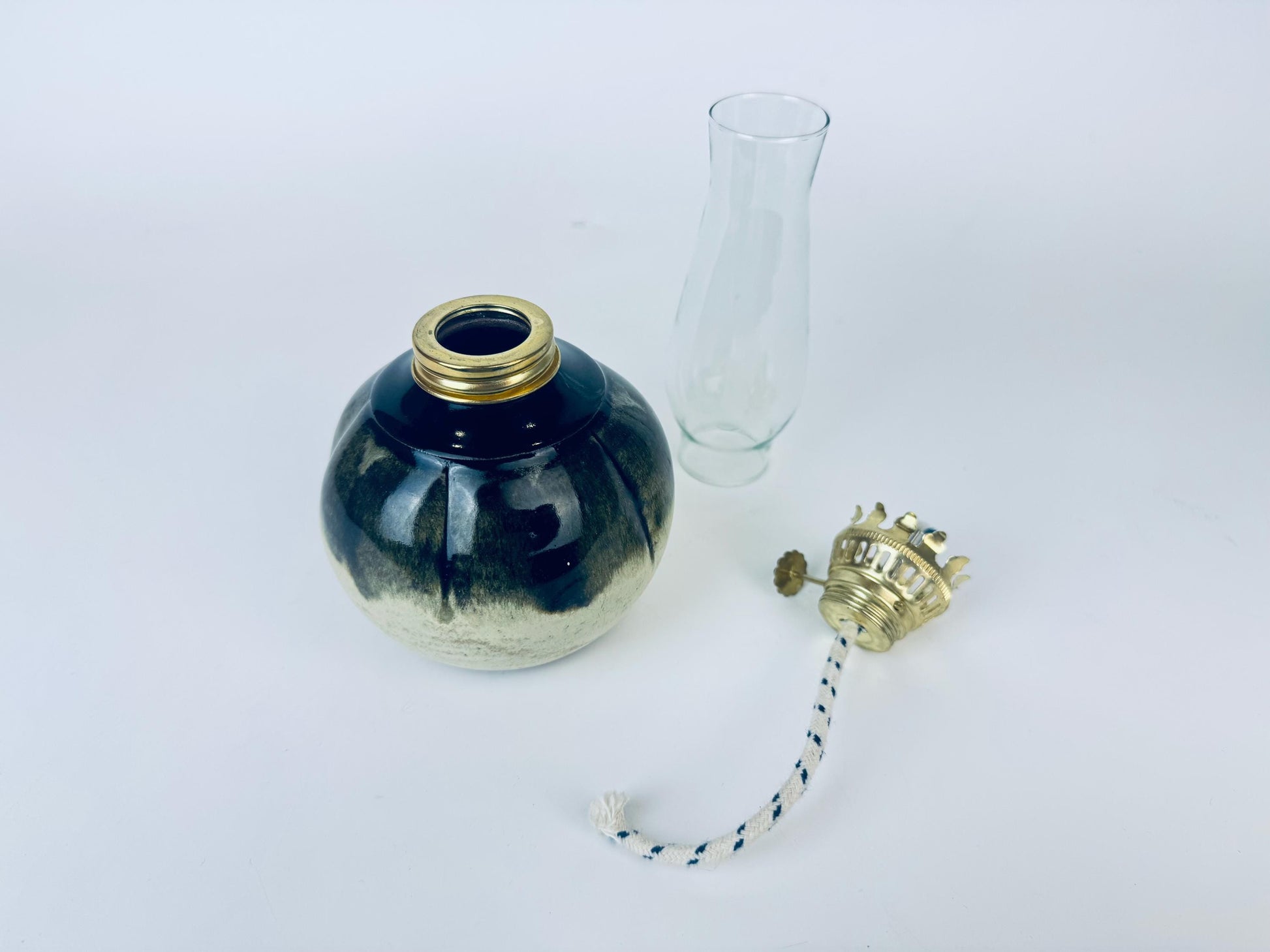 Product image for 'vintage small round stoneware hurricane chamber oil lamp made in canada' (view 34c43f)