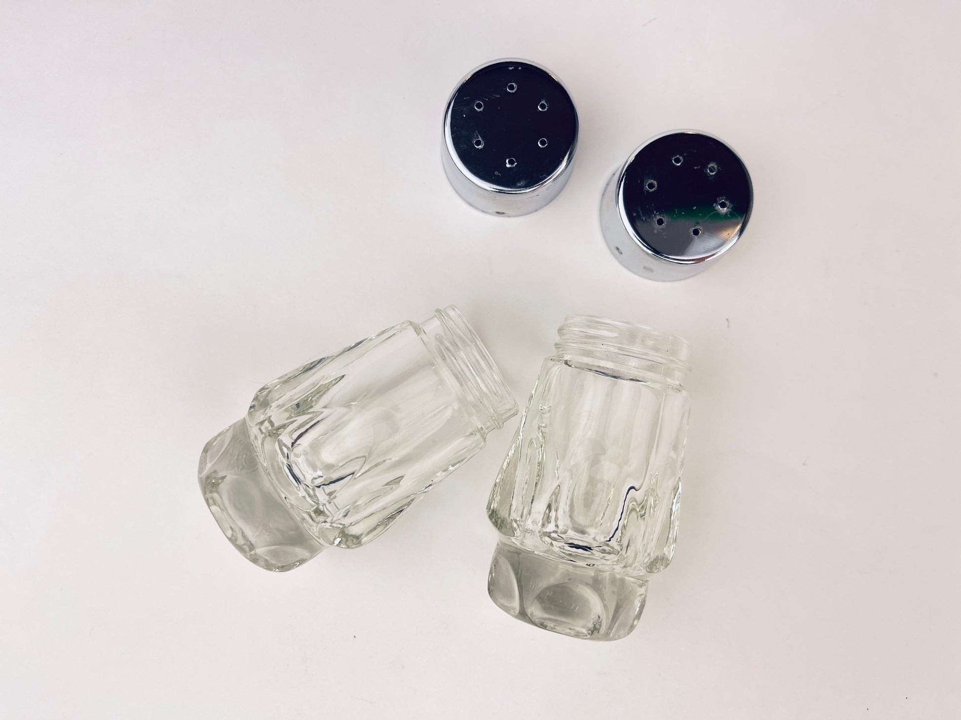 Product image for 'vintage wood salt pepper shakers caddy' (view c73cdf)