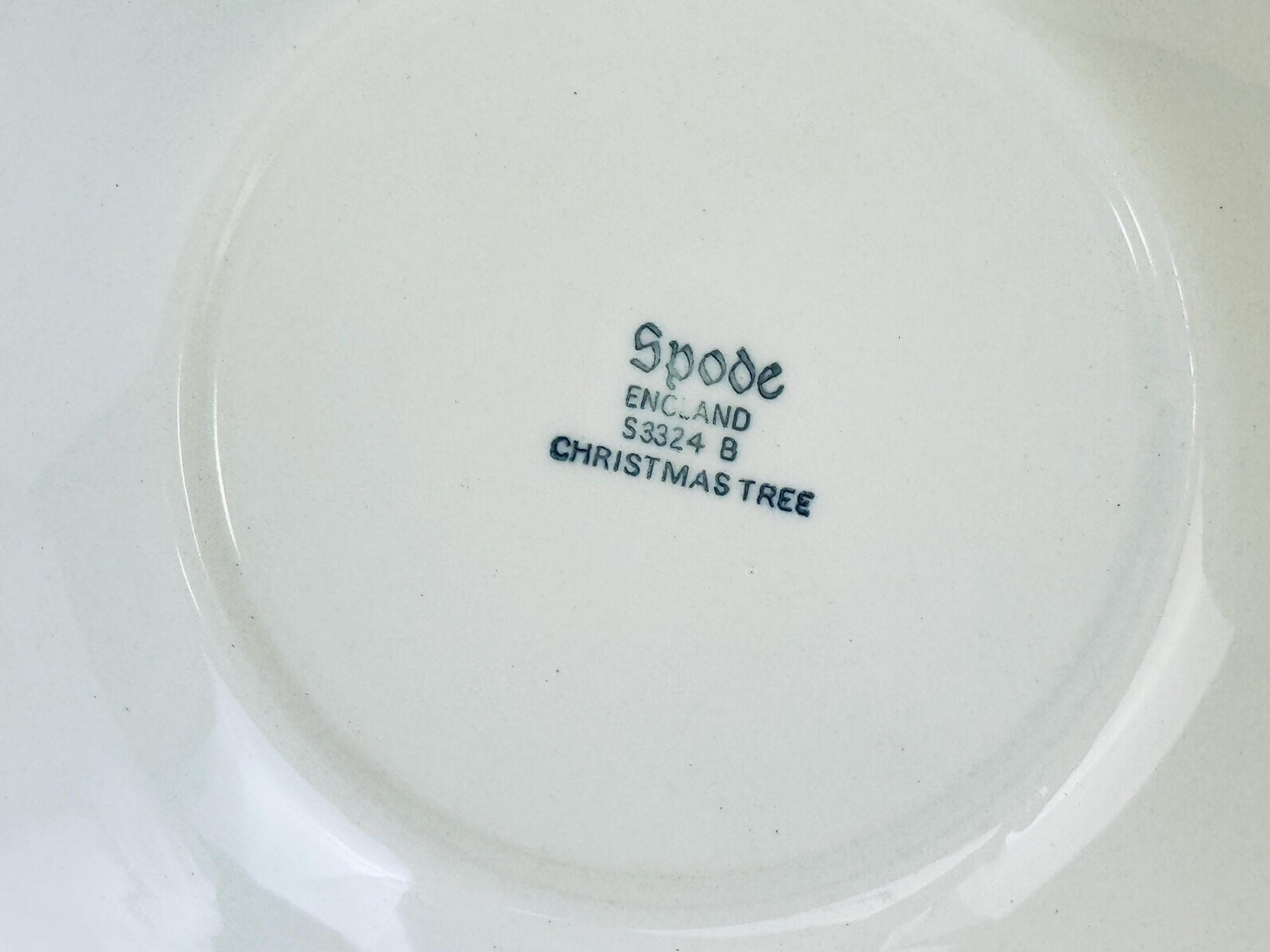 Product image for 'vintage spode christmas tree ceramic platter ashtray bowl made in england sold separately' (view a36847)