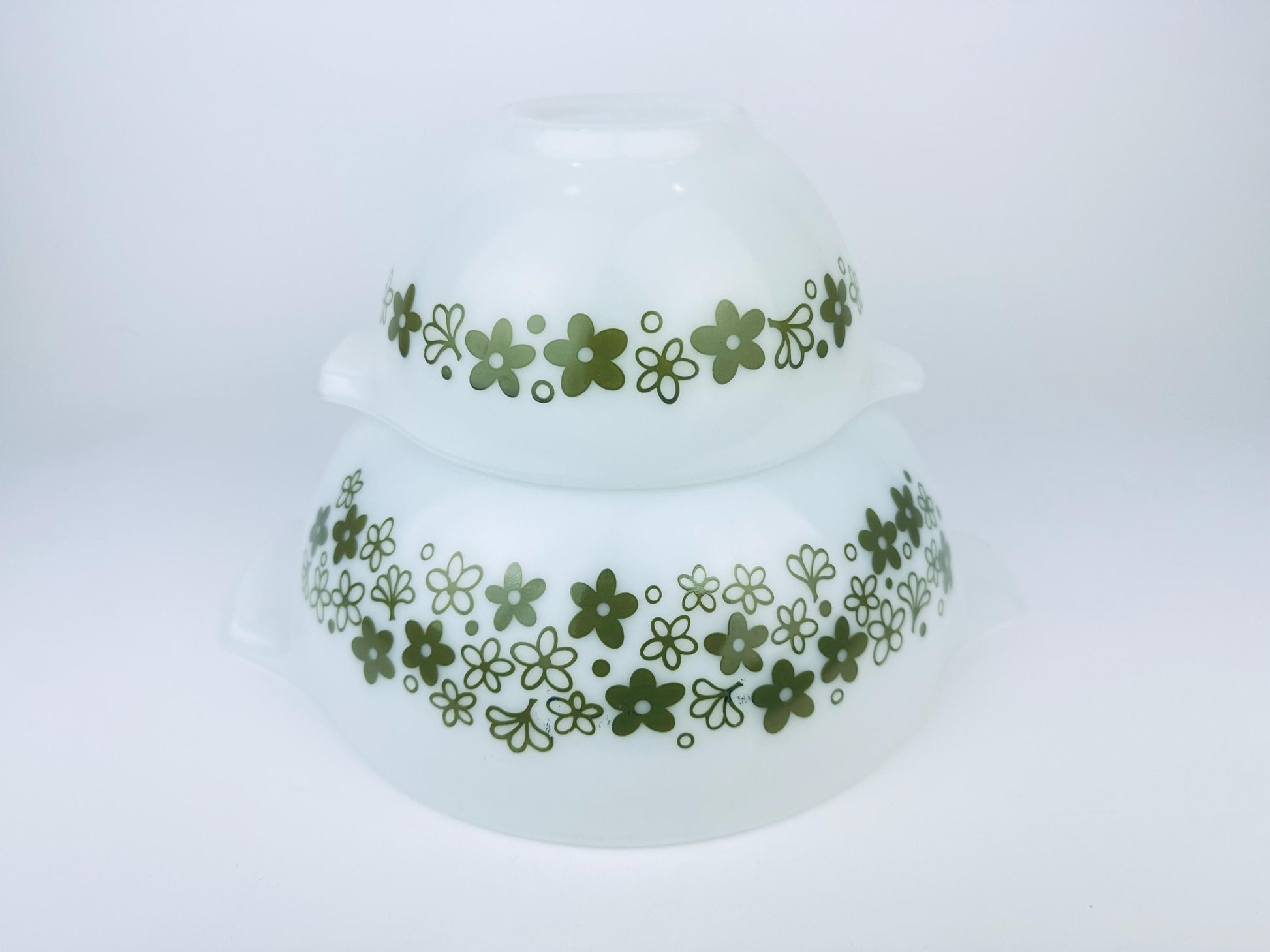 Product image for 'vintage spring blossom pyrex cinderella casserole bowls sold separately' (view 95d15f)