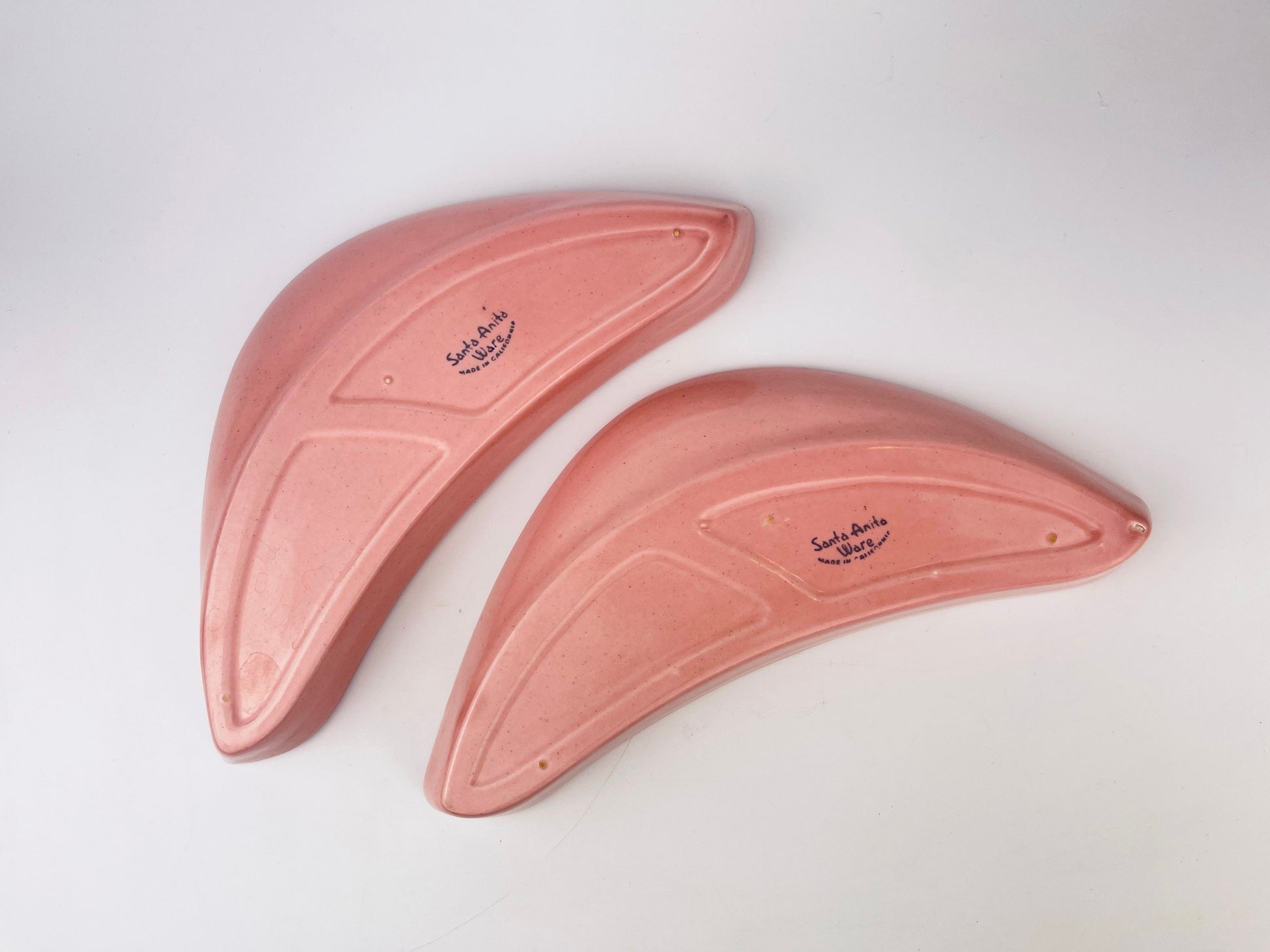 Product image for 'vintage 1950s pink boomerang dishes santa anita ware california mcm atomic ceramic tray set' (view 0d108d)