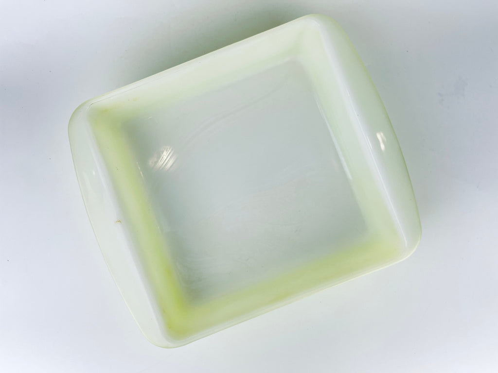 Product image for 'vintage antique rare lime green milk glass pyrex brownie dessert bake dish plate 222 reverse print made in canada' (view de604b)