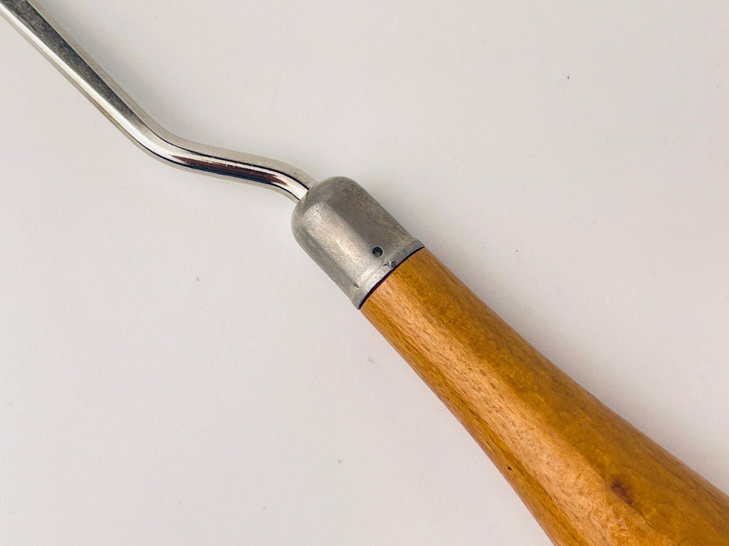 Product image for 'vintage rug yarn latch tool wood handle' (view fa72ee)