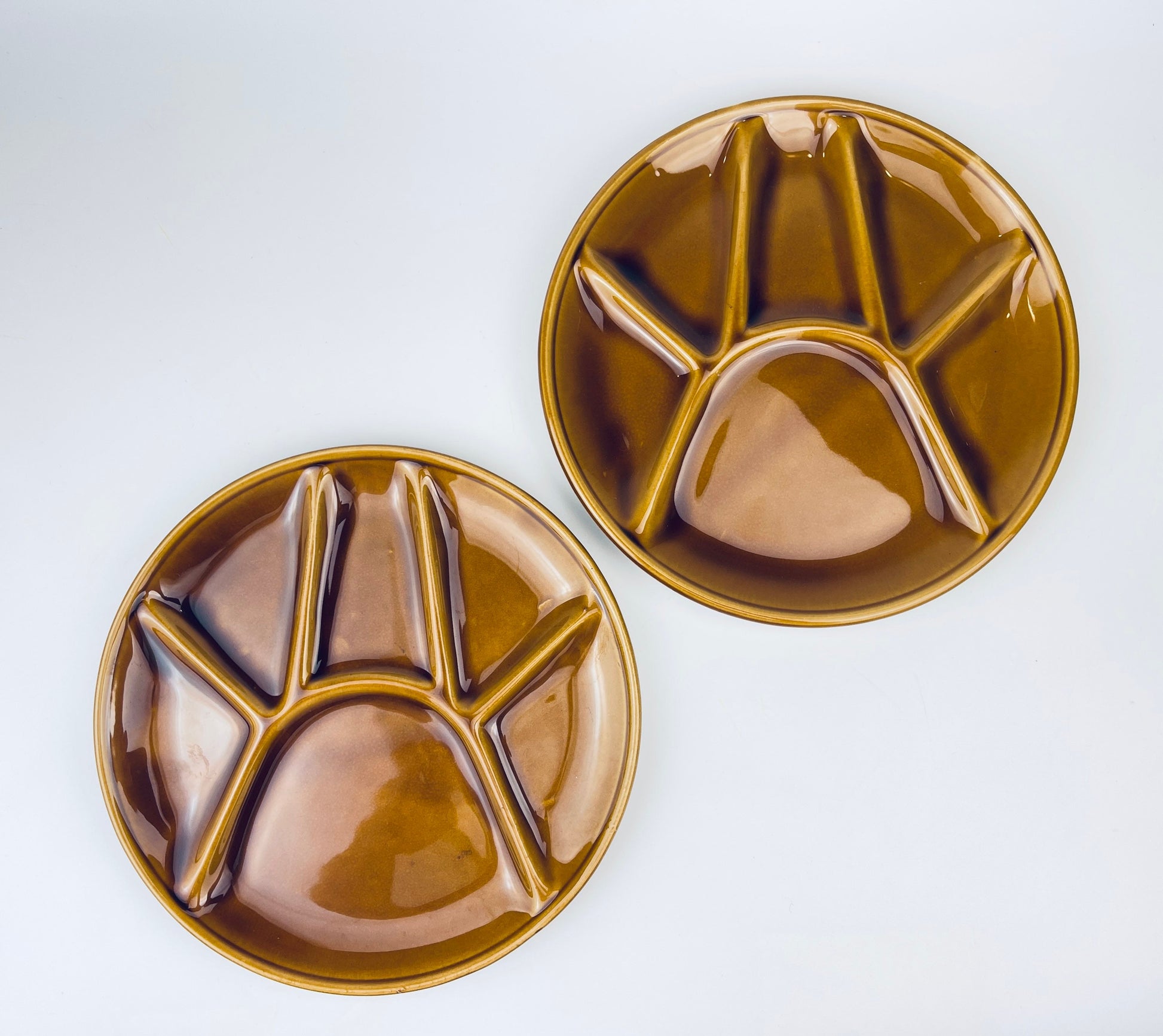 Product image for 'vintage niderville france glazed ceramic 8 5 fondue sushi plates set of two 2 made in france colour sets sold separately' (view 87dfa1)