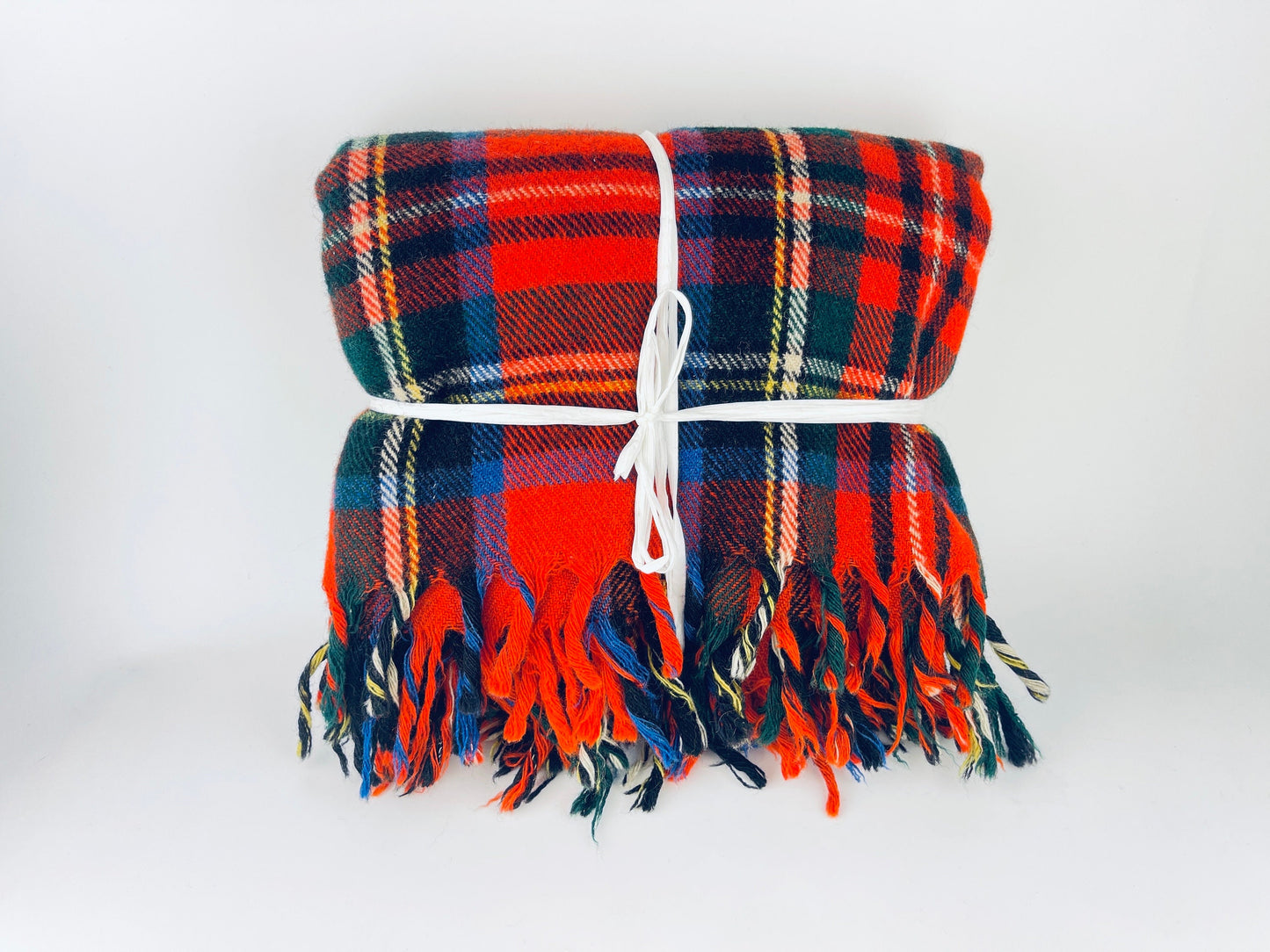 Product image for 'vintage red fringe plaid wool blanket 62 x 68' (view 8aa647)