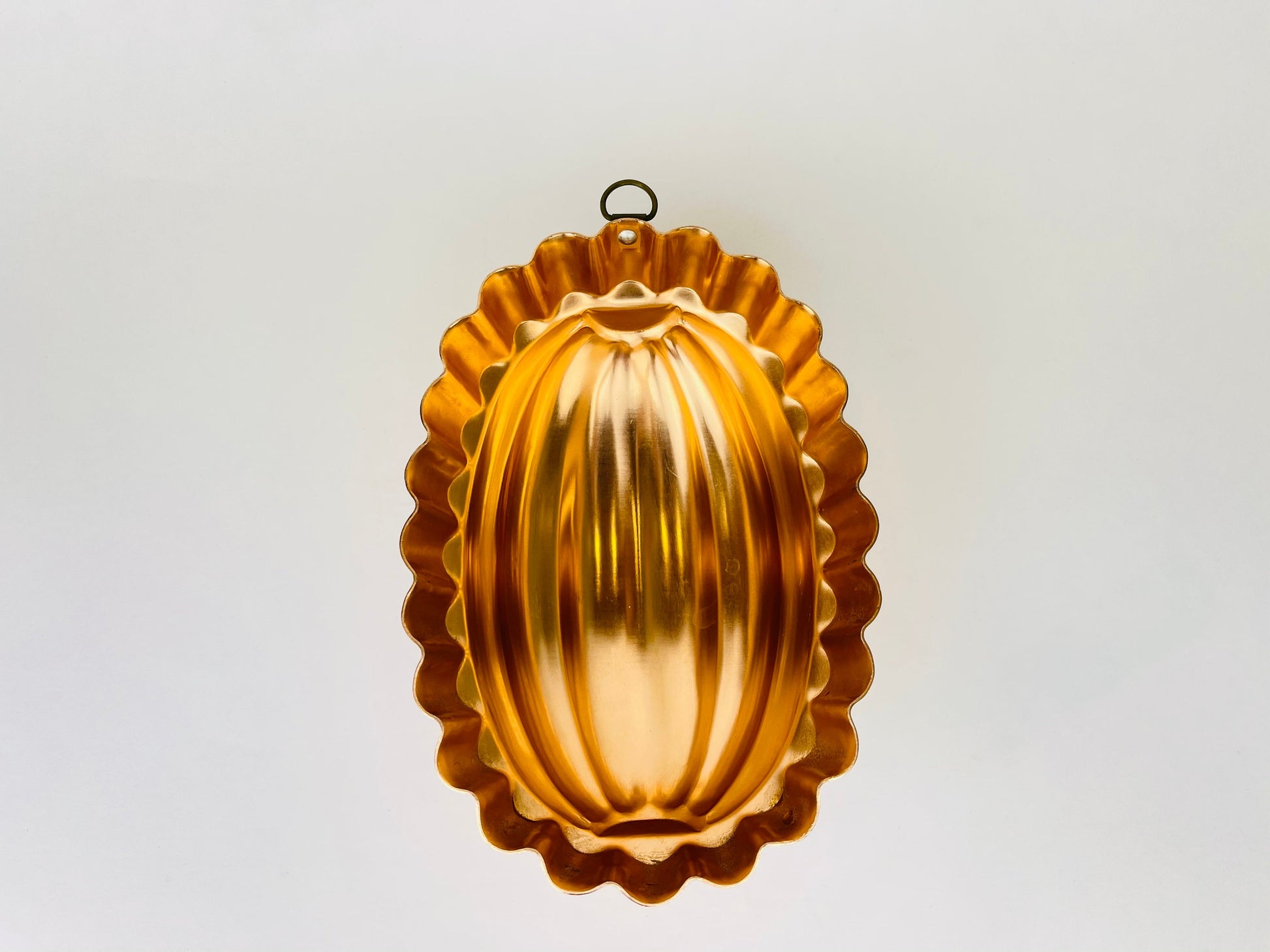 Product image for 'vintage copper cocao pod wall art mold hanging' (view a9d3aa)