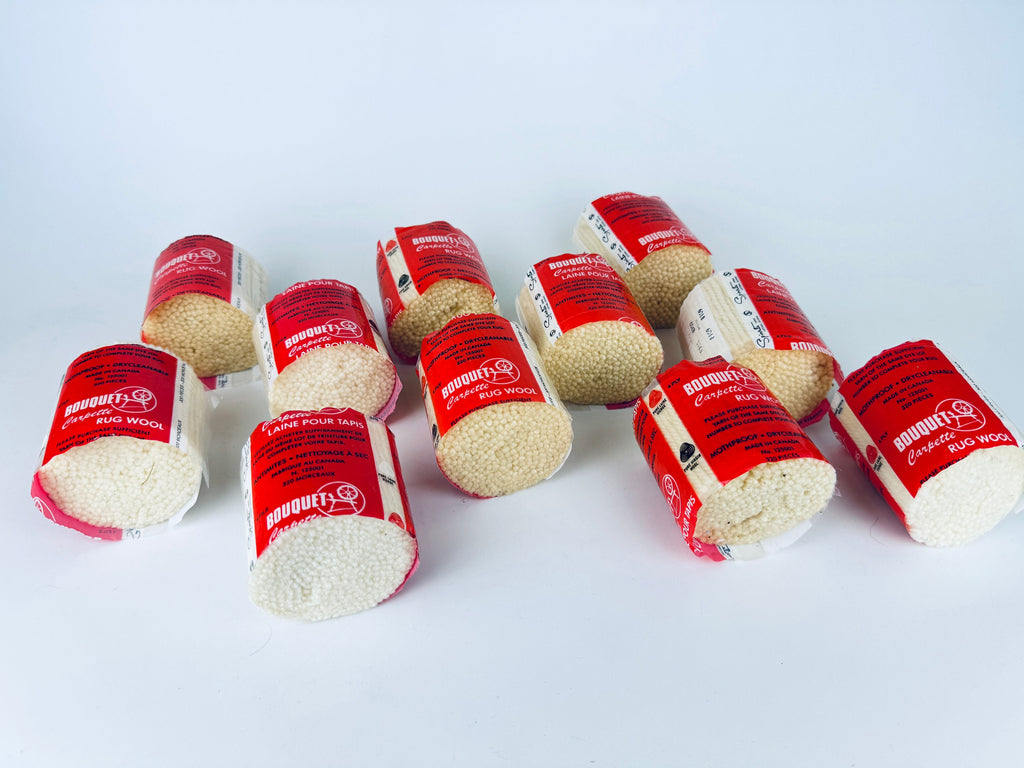Product image for 'vintage beige wool rug yarn bouquet carpette spinrite yarns pure virgin wool 320 pieces made in canada sold individually' (view 8b2dd9)