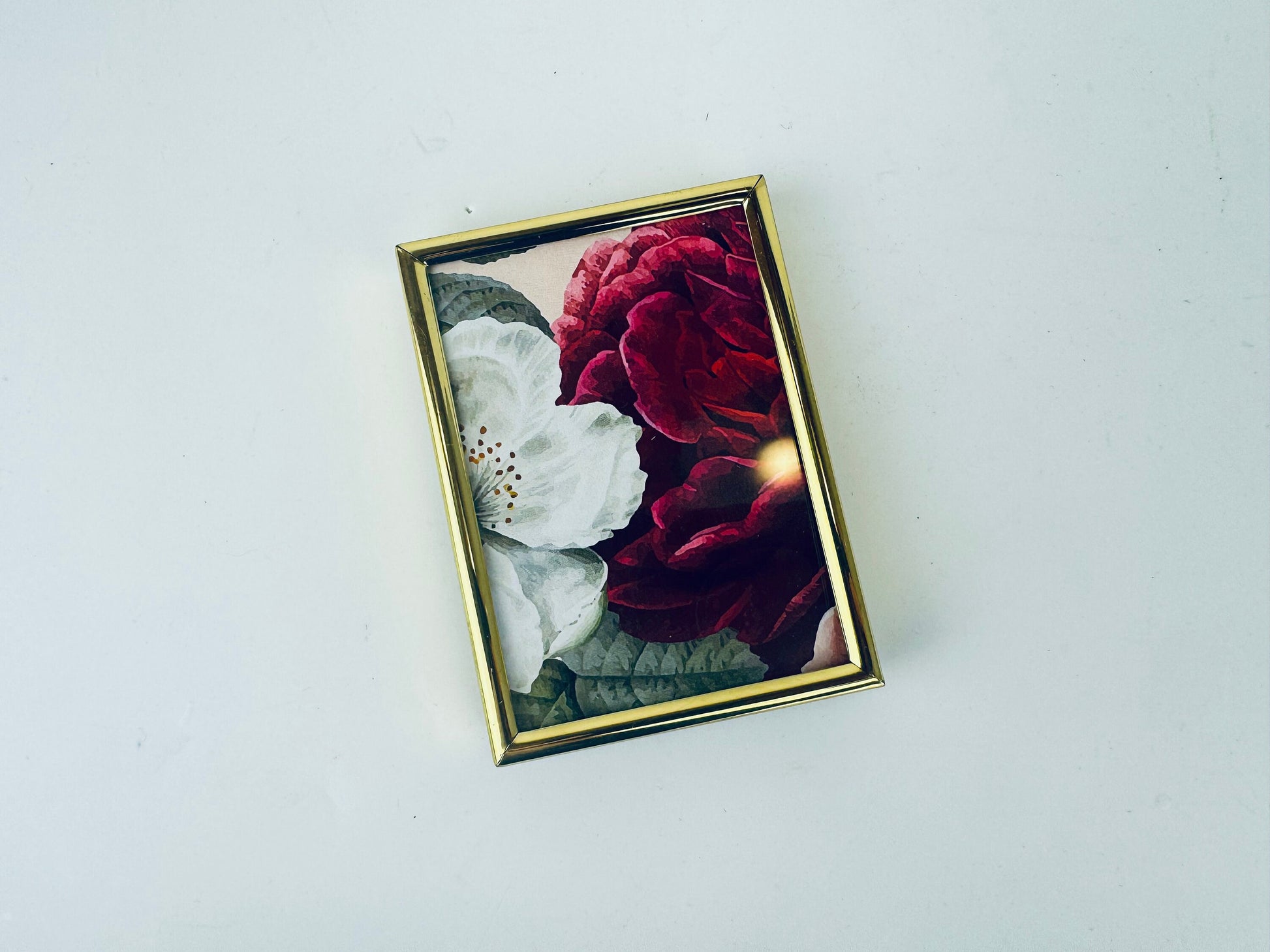 Product image for 'vintage solid brass gold tabletop picture frames hand polished lacquer coated made in korea sold separately' (view d63bbd)
