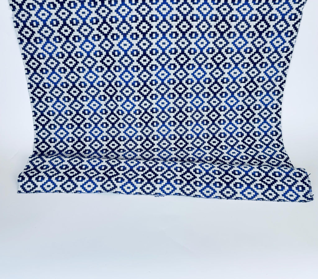 Product image for 'vintage purple white geometric thick woven jacquard fabric 27 x 55' (view 656d29)