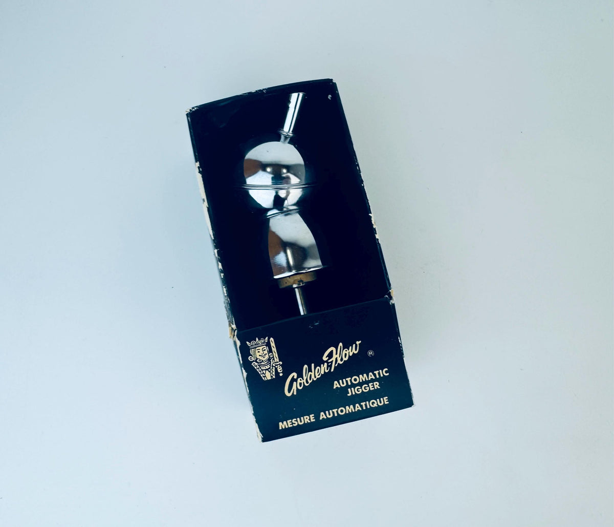 Product image for 'vintage golden flow automatic jigger barware gift made in canada a king chromeware product' (view 6c01f9)