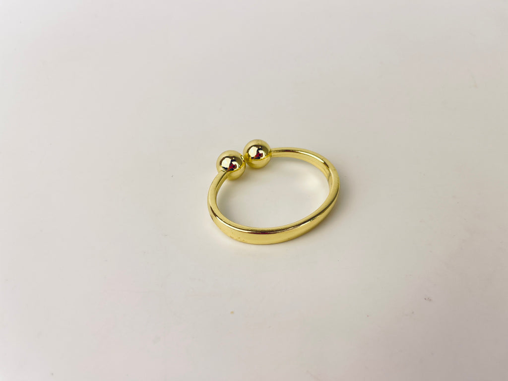 Product image for 'vintage brass minimalist napkin ring holders set of eight 8 attractive aged metal patina' (view ffd582)
