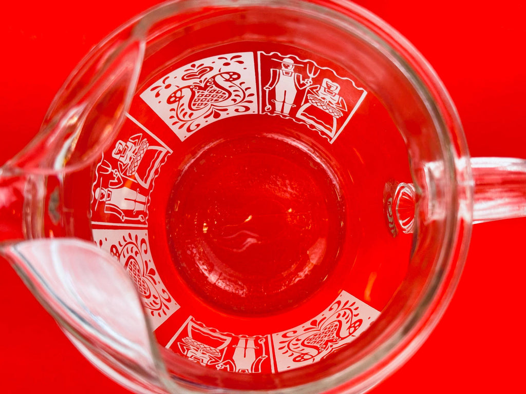 Product image for 'vintage amish butterprint water juice pitcher jug hazel atlas' (view b701ef)