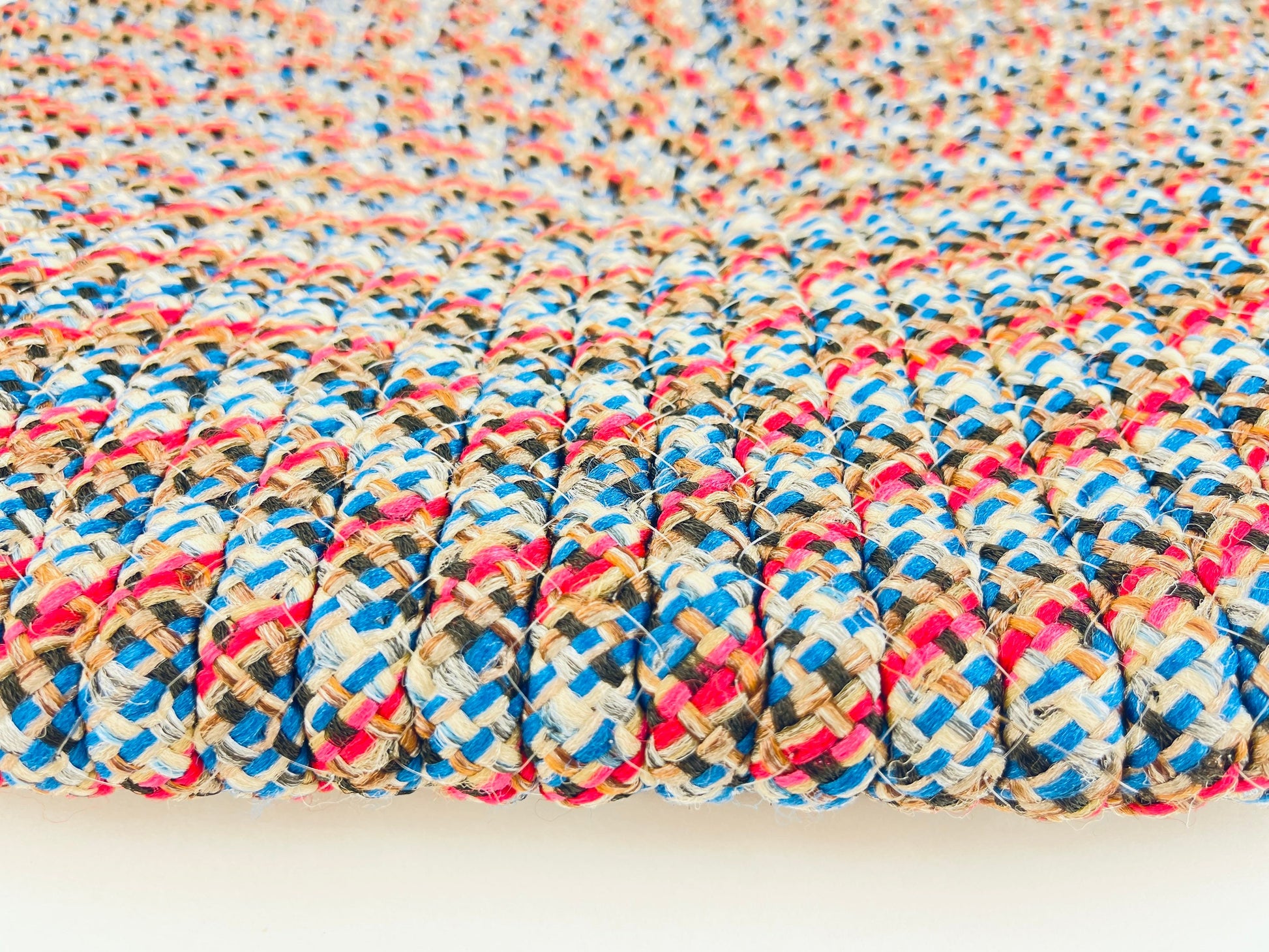 Product image for 'vintage woven acrylic oval rug handcrafted braided entryway mat' (view e4f17d)