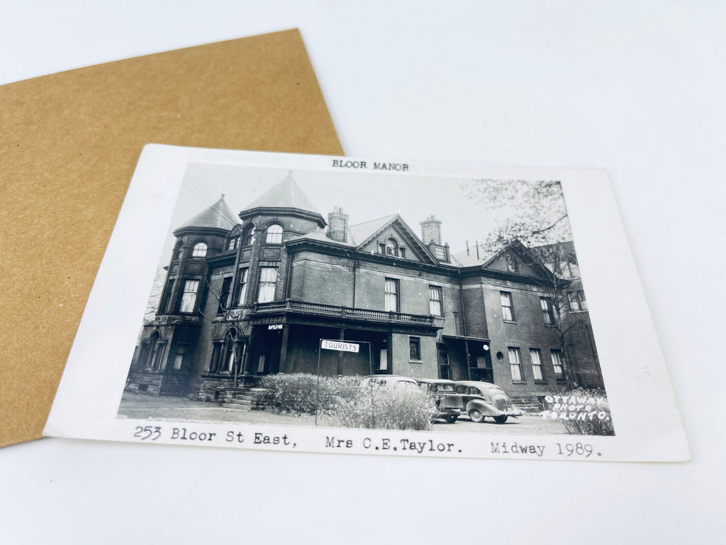 Product image for 'vintage bloor manor 253 bloor street east toronto ontario postcard midway 1989 made in canada black white' (view 790f48)
